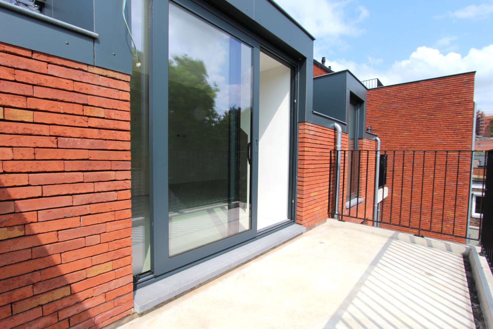 MODERN DUPLEX APPARTEMENT MET TERRAS 