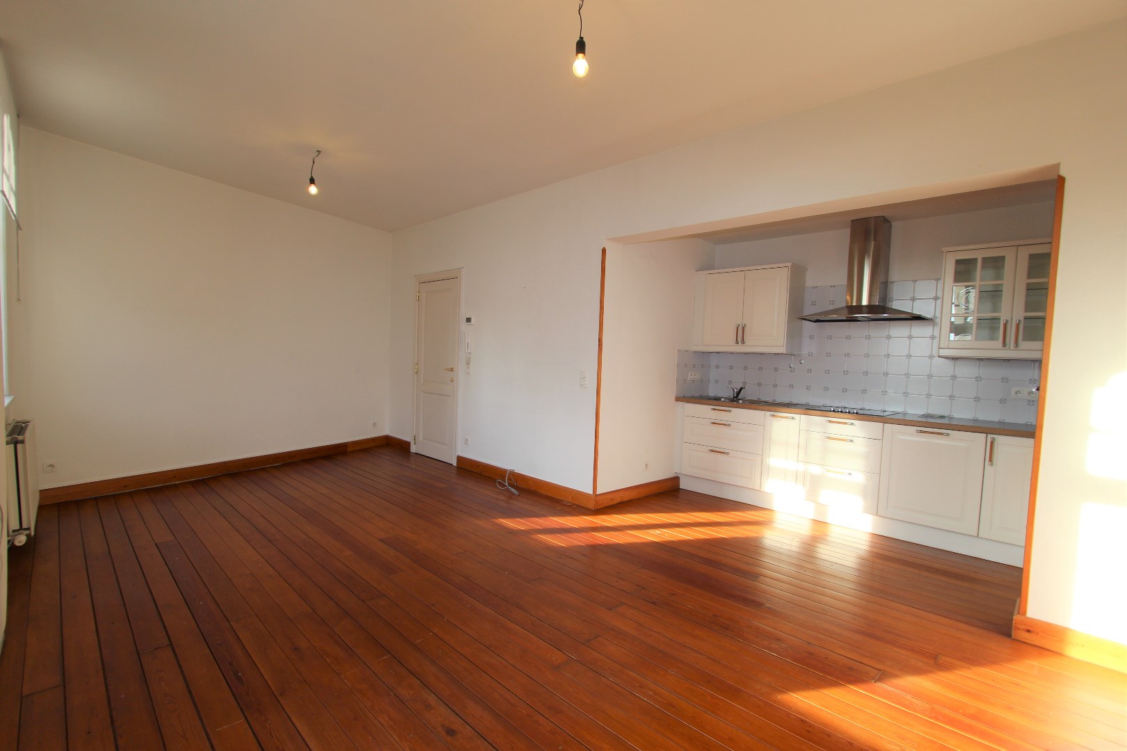 RUIM DUPLEX APPARTEMENT MET DAKTERRAS 