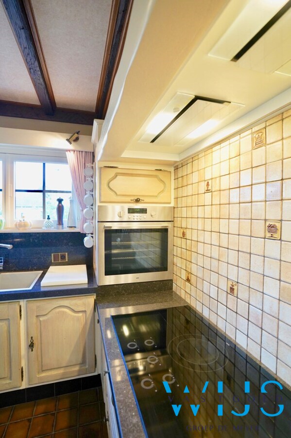 Zeer ruim woonhuis op TOPlocatie ! 