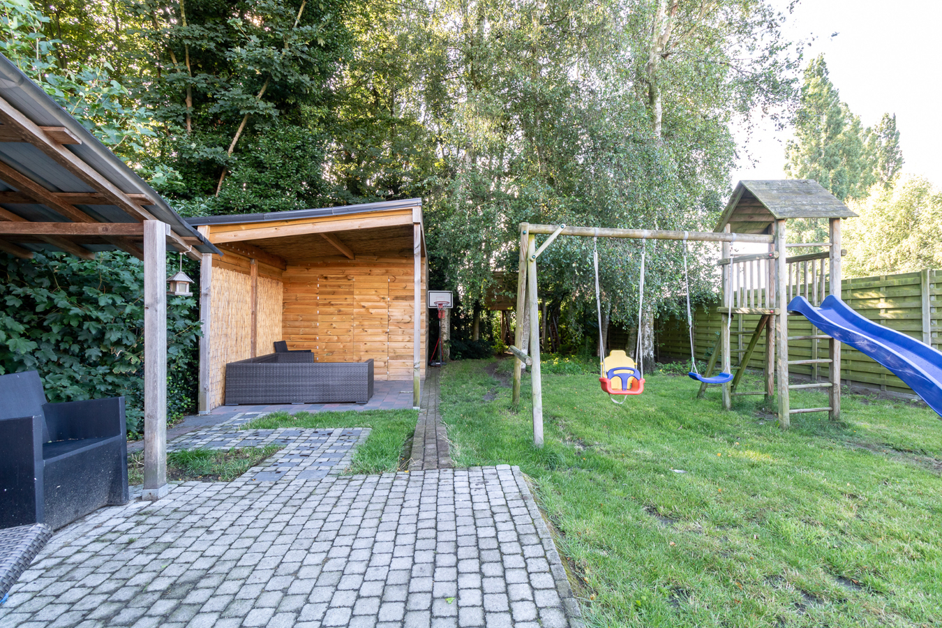 Woning met 3 slaapkamers op 807m&#178; te Koekelare 