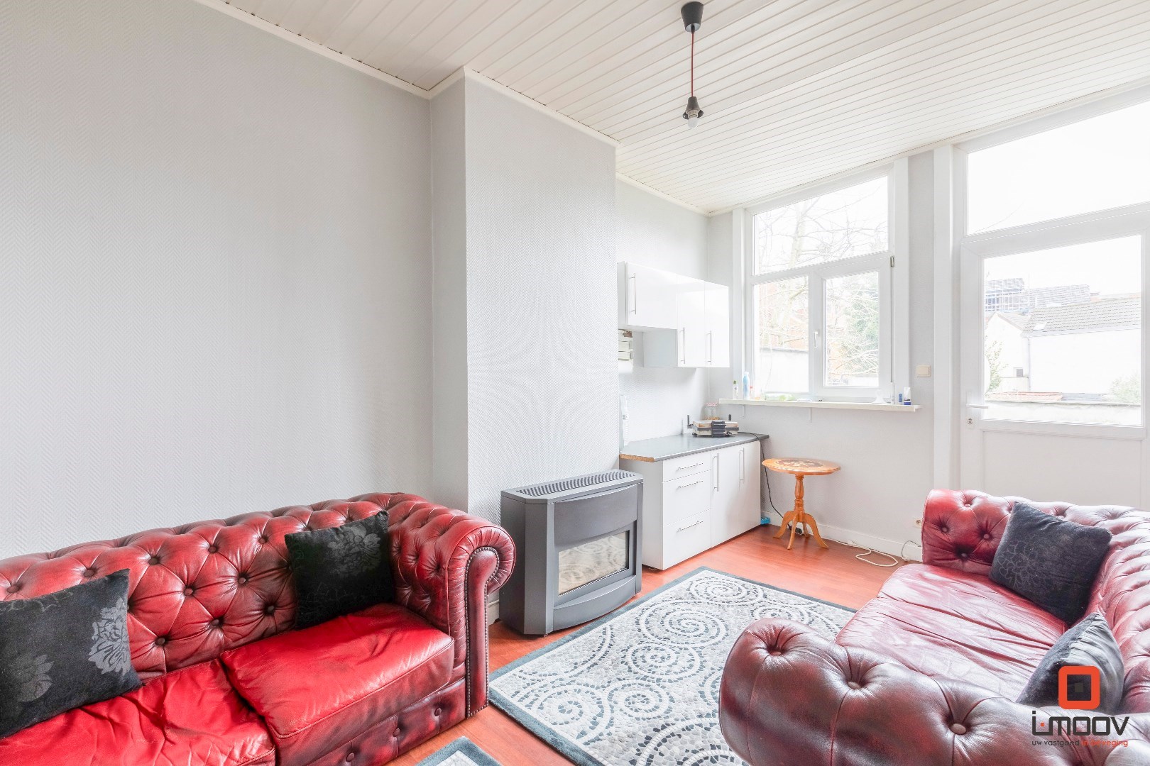 Interessante opportuniteit: te renoveren meergezins- of kangoeroewoning met unieke locatie 