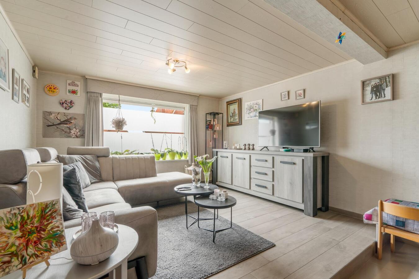 Instapkare woning met diepe tuin en garage te Koekelare 