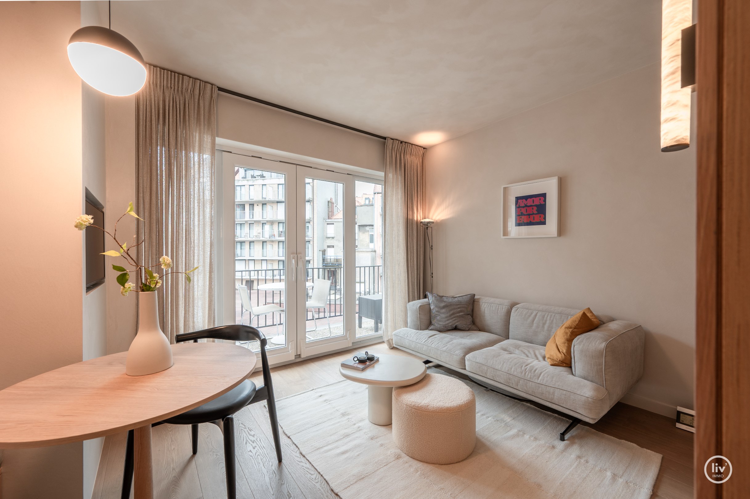 Appartement d&#39;une chambre avec une finition de bon go&#251;t, id&#233;alement situ&#233; pr&#232;s de l&#39;avenue Dumortier. 