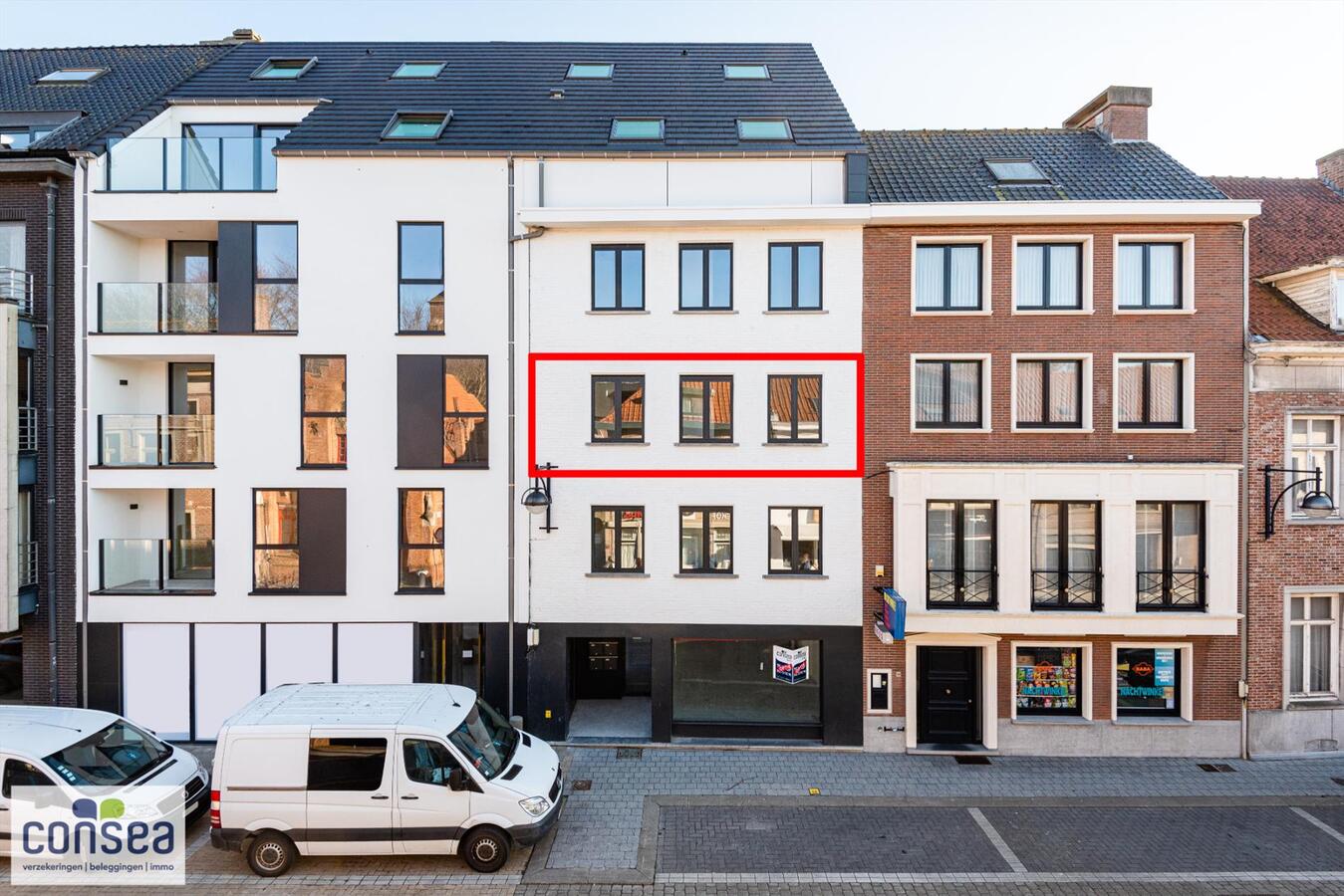 Lichtrijk appartement in het centrum van Maldegem met zicht op de kerk, zuid geori&#235;nteerd terras 