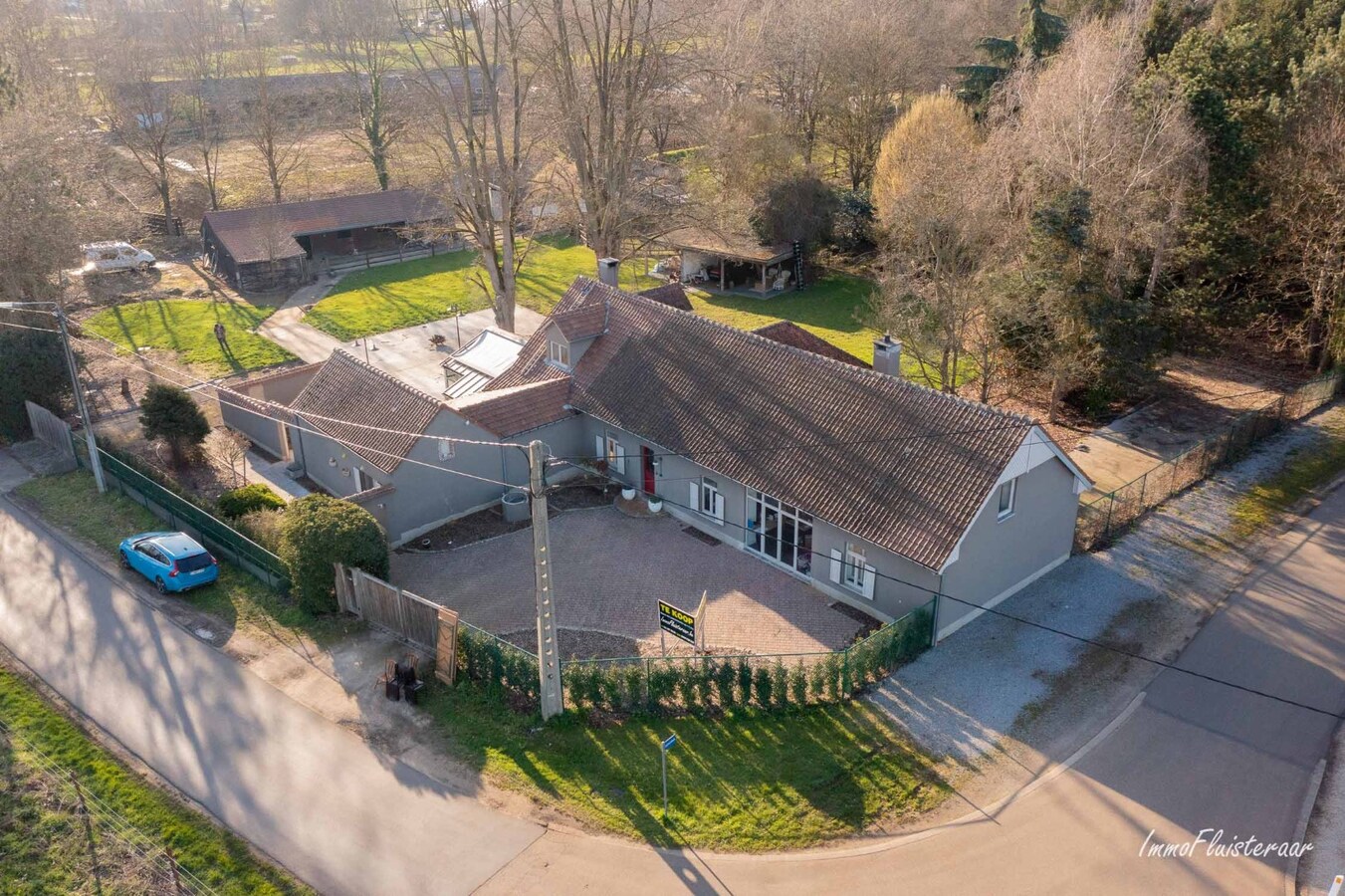 Gerenoveerde hoeve met stallen op ca. 1 hectare te Paal (Beringen) 