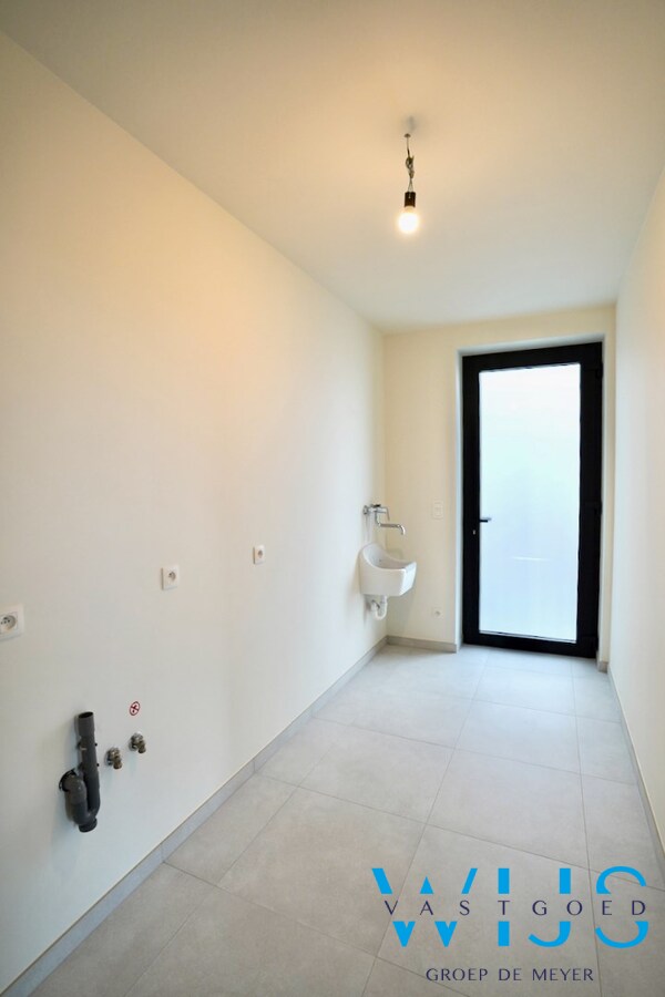 Zeer ruime nieuwbouw op 510m&#178; te ASSENEDE/BASSEVELDE! 