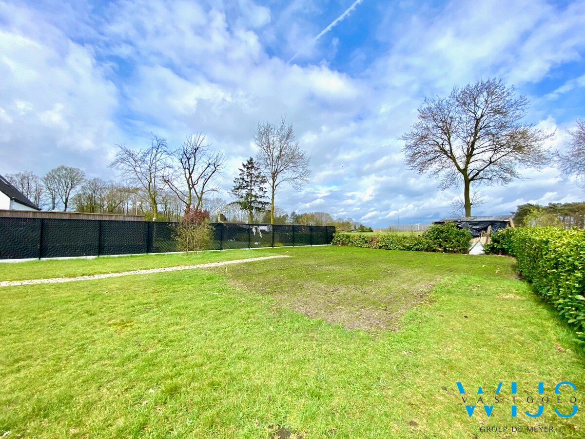 Landelijk gelegen woonhuis op 902m&#178; te ERTVELDE ! 