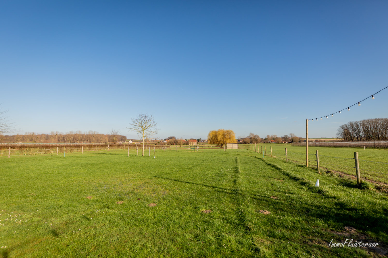 Deels gerenoveerde woning met stalgebouw en weiland op ca. 1,8ha te Kortenaken (Vlaams-Brabant) 