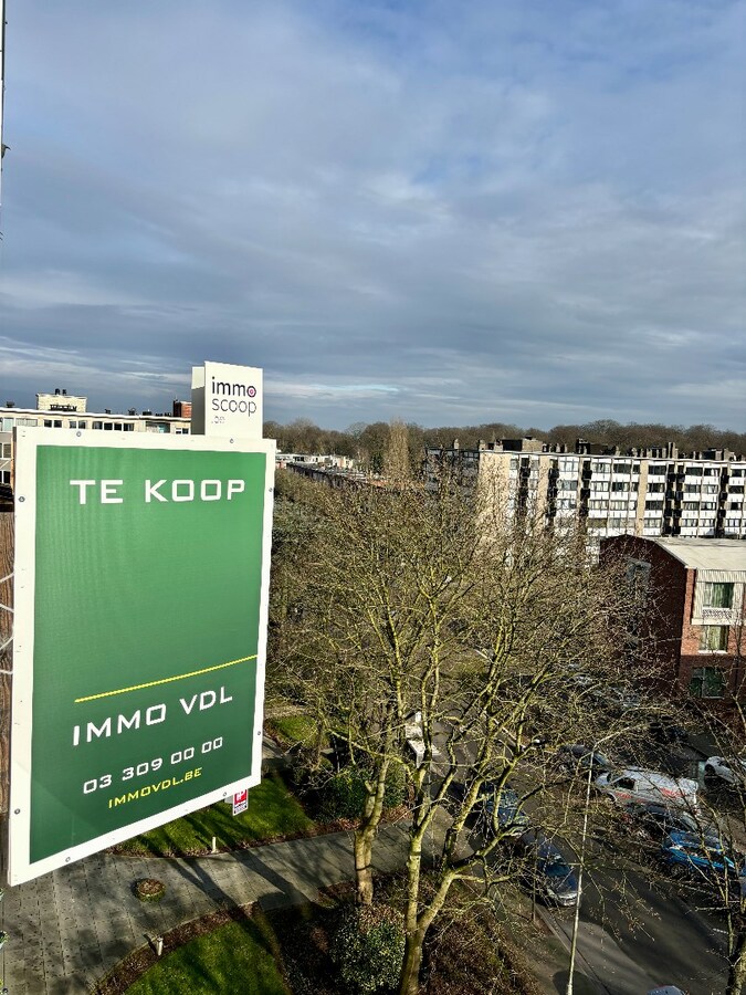 Prachtig gerenoveerd appartement 104 m&#178; met 3 slaapkamers 