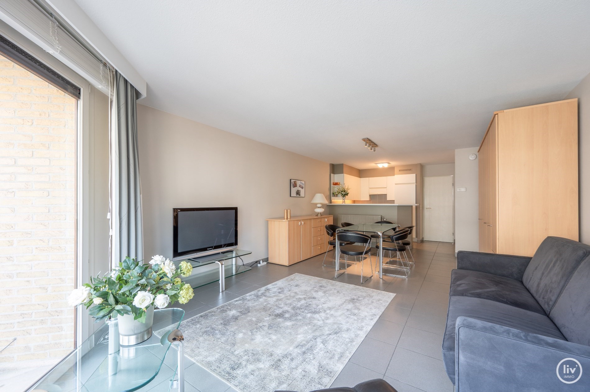 Ruim 1 slaapkamer-appartement op een topligging op de Bayauxlaan te Knokke. 