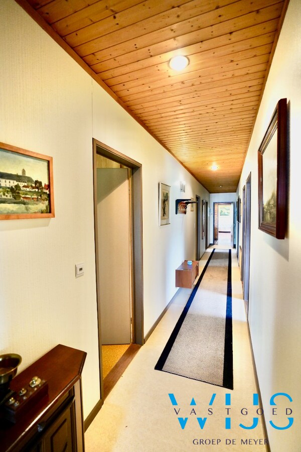 Schitterend woonhuis op een fantastisch perceel van 2859 m&#178; te Drongen ! 