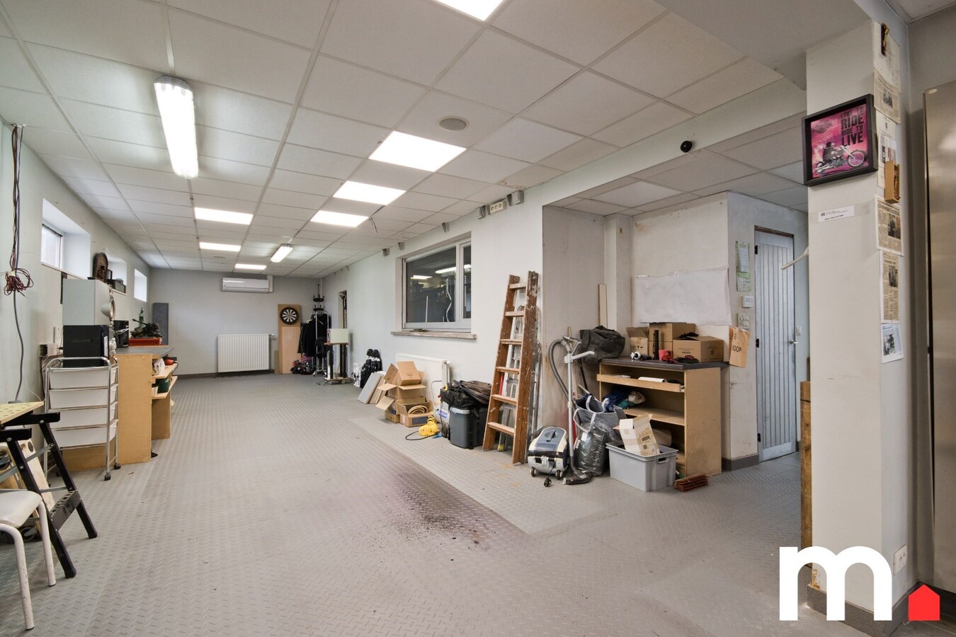 Uniek handelshuis met woonst op toplocatie – 220m&#178; commerci&#235;le Ruimte + 165m&#178; woning 