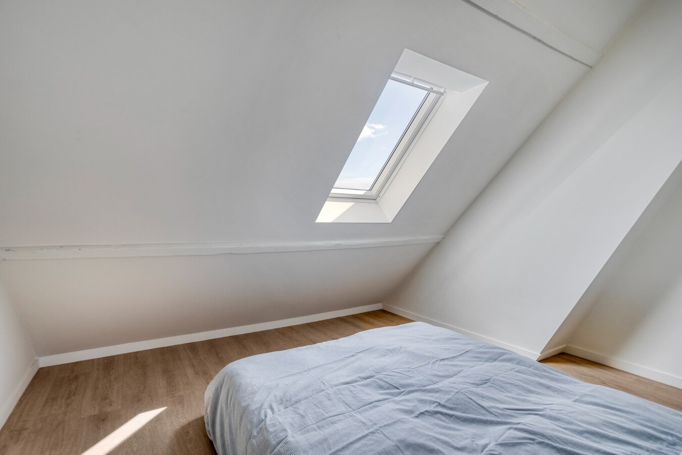 Trendy woning met tuin op de grens Kortrijk/Heule ! 