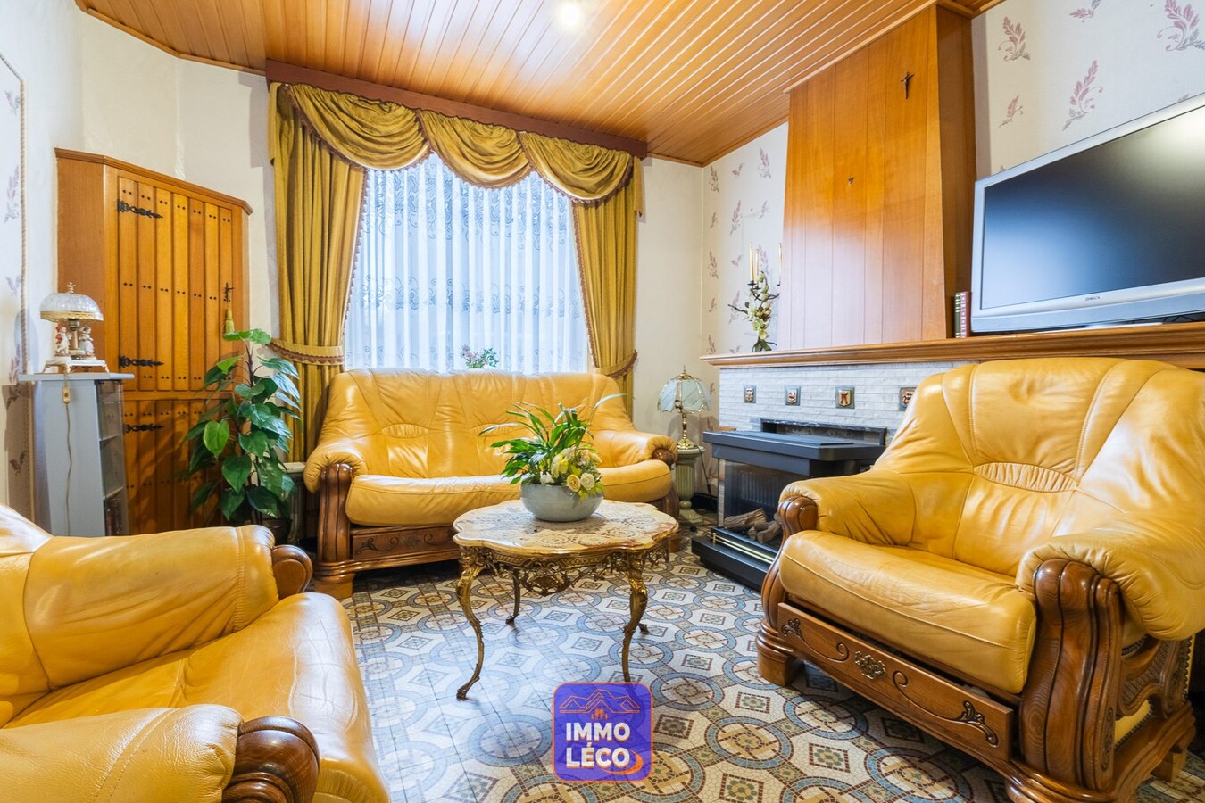 Maison saine id&#233;ale 1er achat, grande cour et acc&#232;s arri&#232;re. 