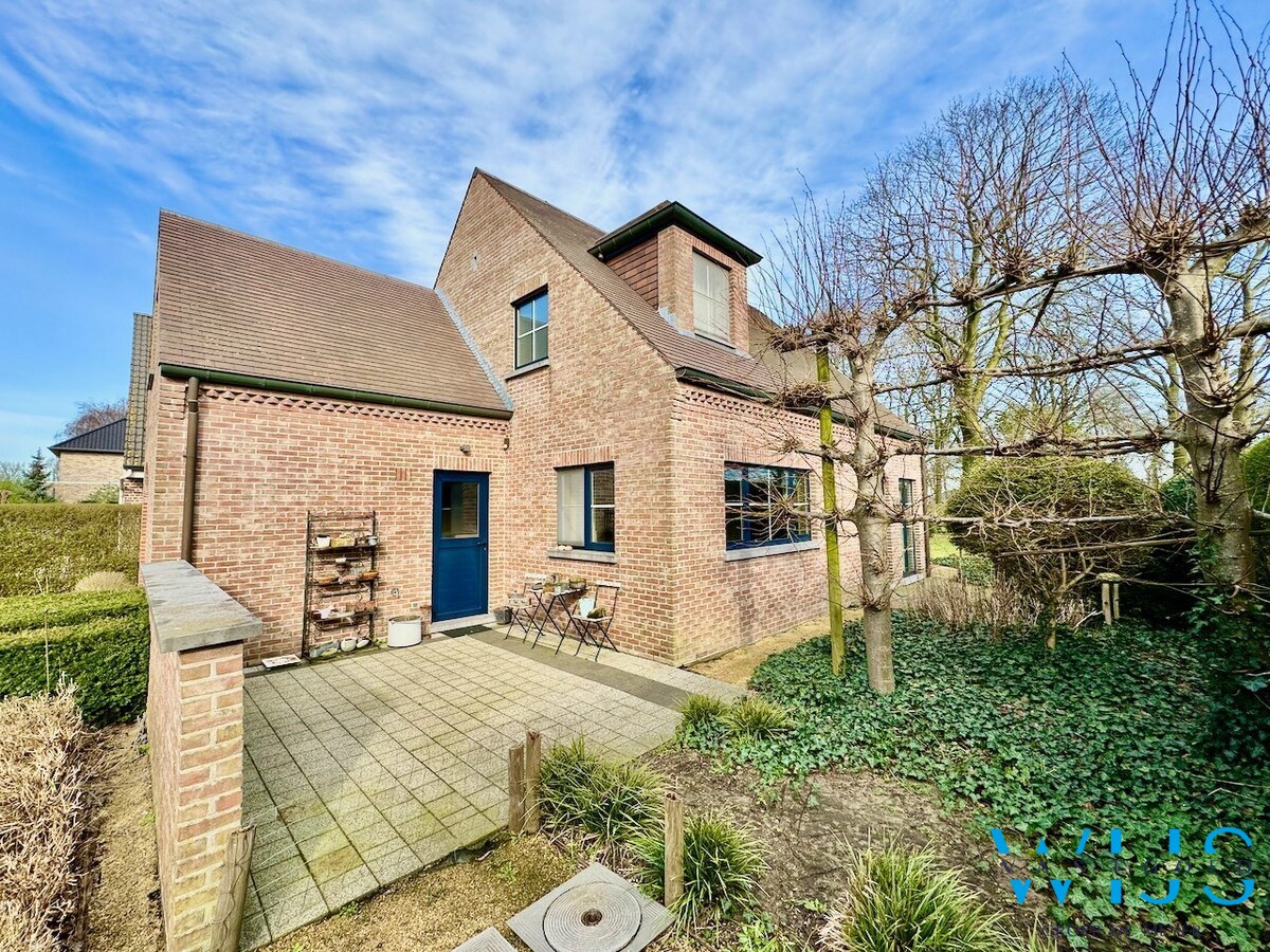 Prachtig vrijstaand woonhuis op super rustige locatie te Ertvelde ! 