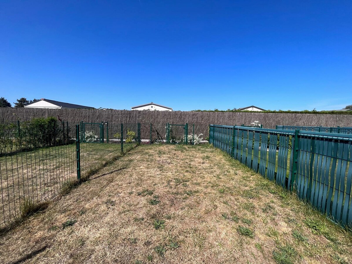 Maison de vacances avec jardin orient&#233; sud &#224; distance de marche des dunes prot&#233;g&#233;es. 