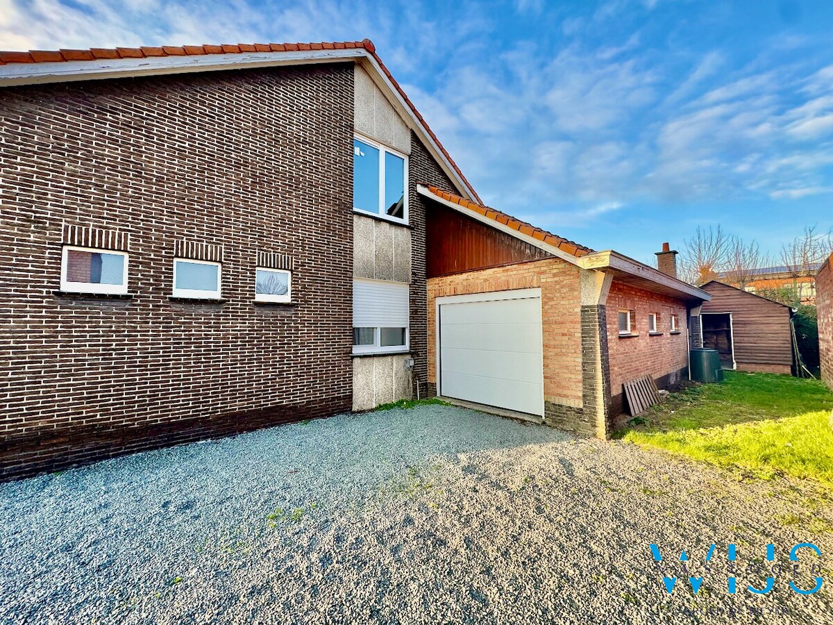 Bungalow op perceel van 651m&#178; in hartje ERTVELDE ! 