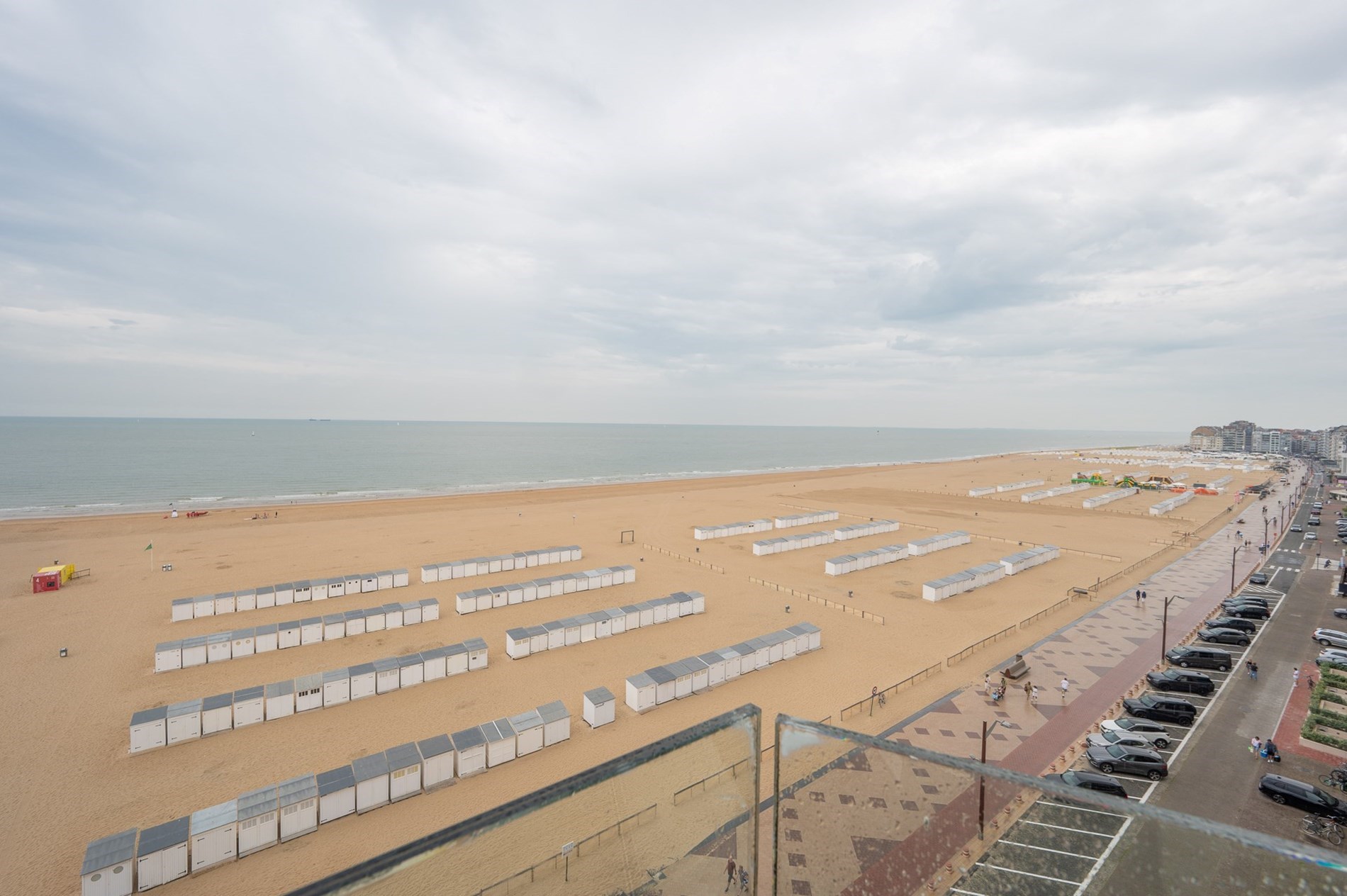 Gemeubeld - Luxe hoekappartement met panoramisch zeezicht en royale terrassen 