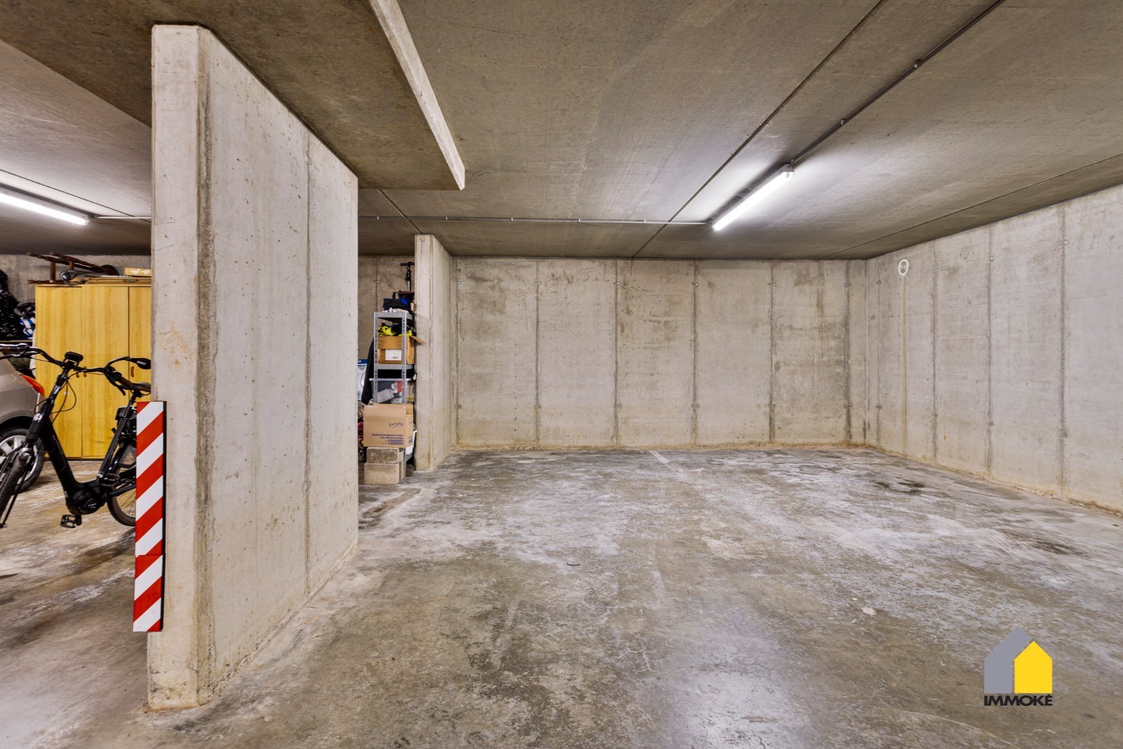 Instapklaar appartement met 2 slpk, zonneterras, garage en kelderberging. 