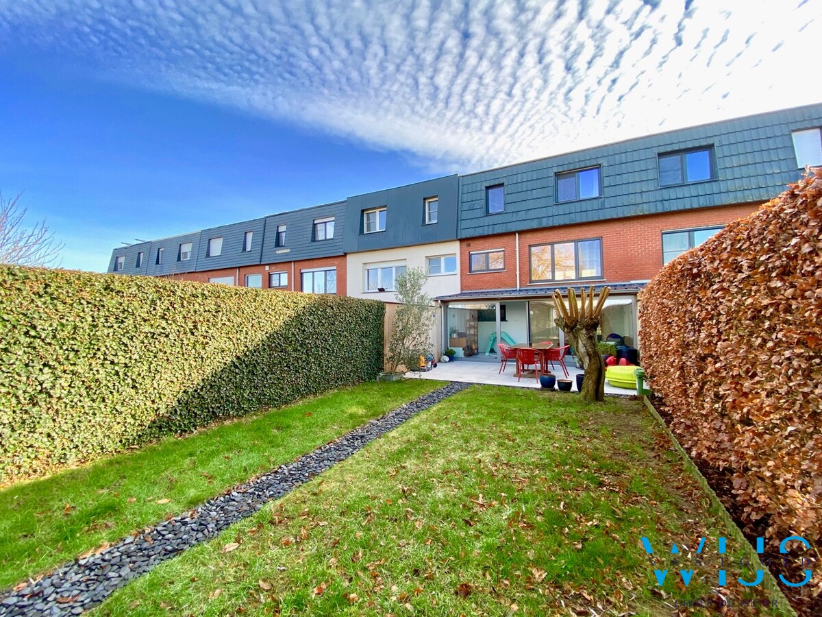 Bel-&#233;tage met 3 slaapkamers en tuin te ERTVELDE ! 