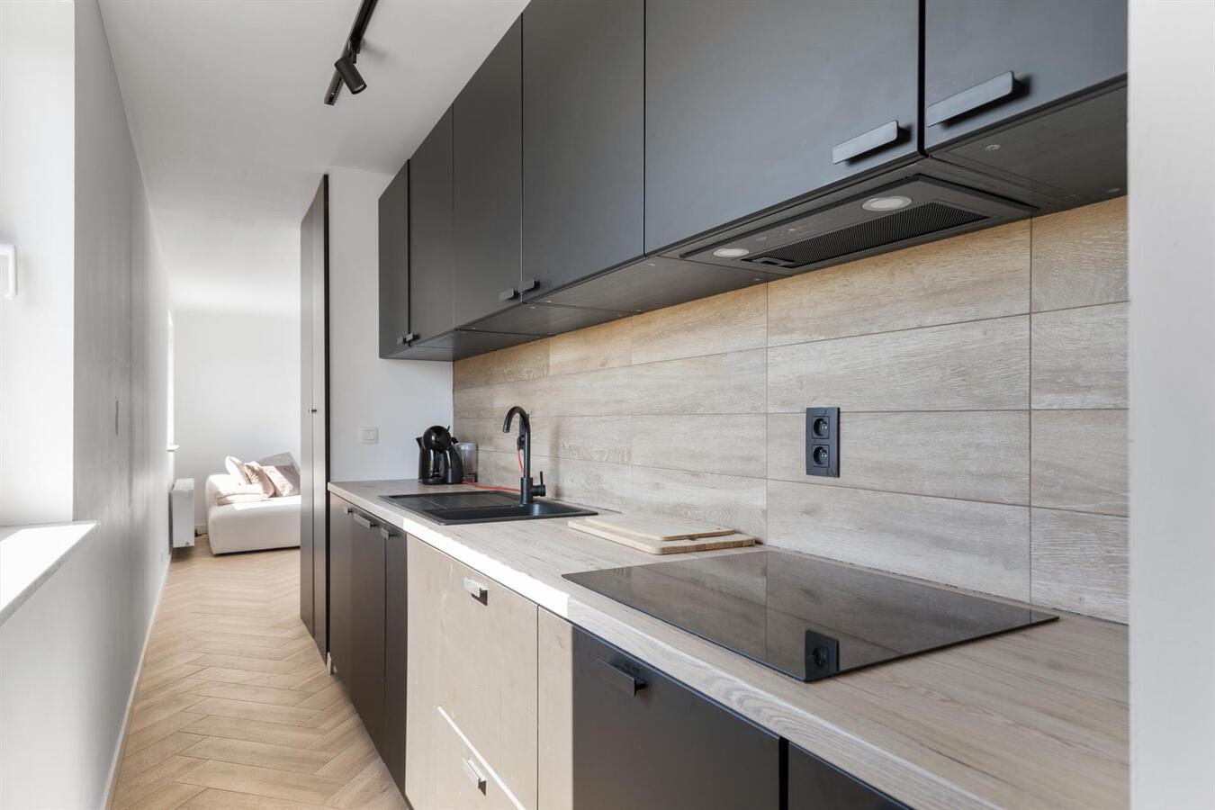 Kwalitatief gerenoveerd appartement met terras van 35m&#178;! 