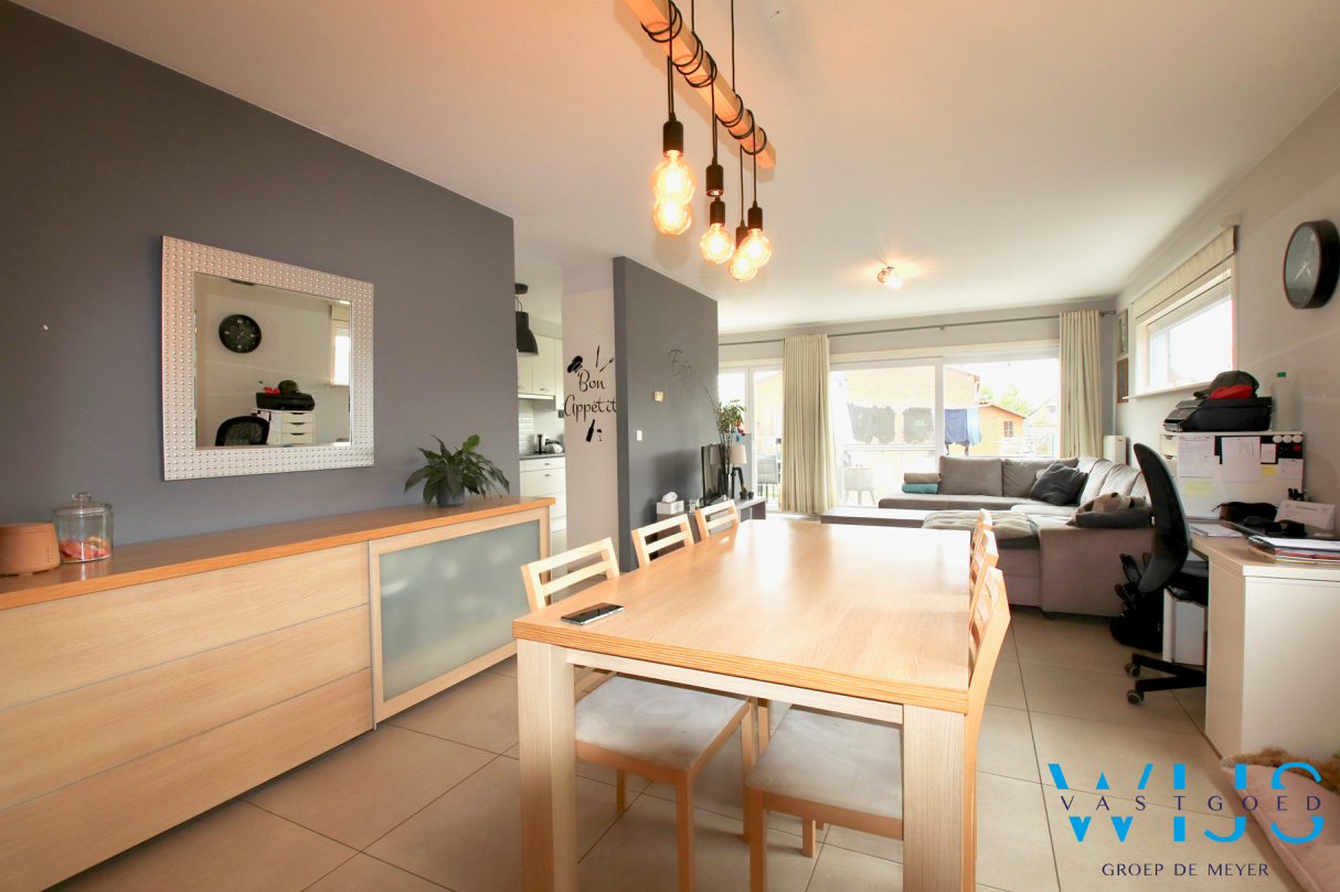 Instapklaar woonhuis met 3 slaapkamers &amp; tuin te ERTVELDE ! 