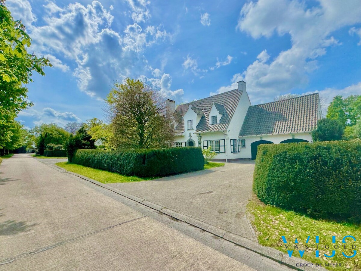 Villa op fenomenale locatie te Ertvelde ! 