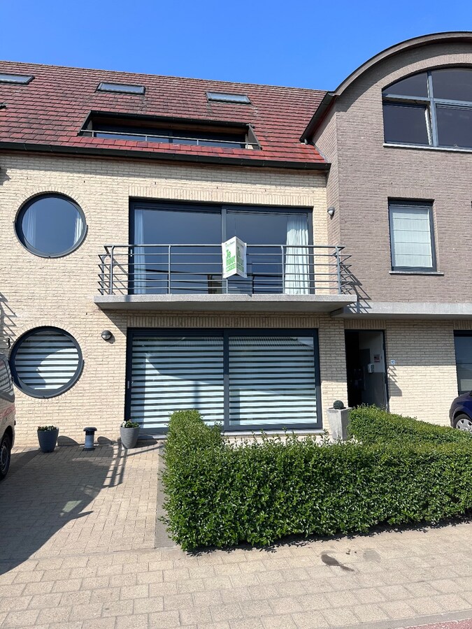 Appartement met 2 slaapkamers en garage te koekelare 