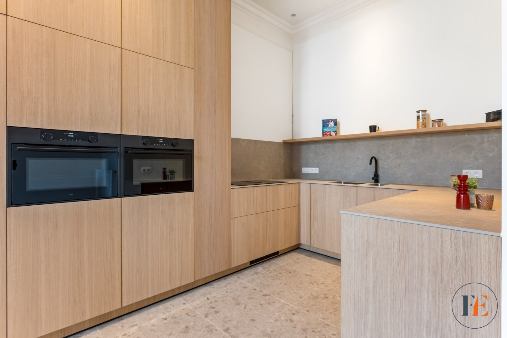 Uniek gerenoveerd herenhuis met karakter en allure — Portus Ganda, Gent 