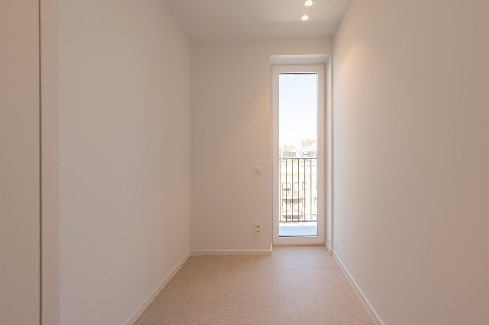 Appartement neuf enti&#232;rement fini avec des vues agr&#233;ables situ&#233; au centre de Knokke. 