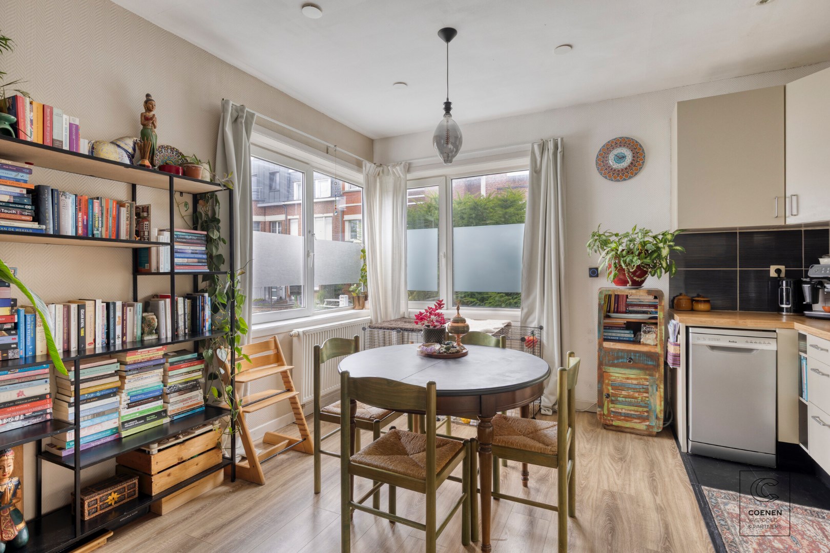 Gelijkvloers appartement met 2 slaapkamers op een rustige locatie te Deurne! 