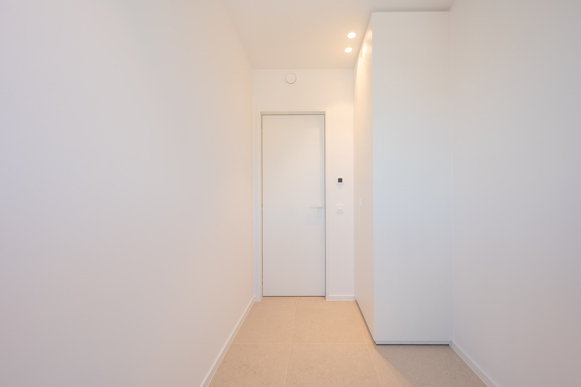 Appartement neuf enti&#232;rement fini avec des vues agr&#233;ables situ&#233; au centre de Knokke. 
