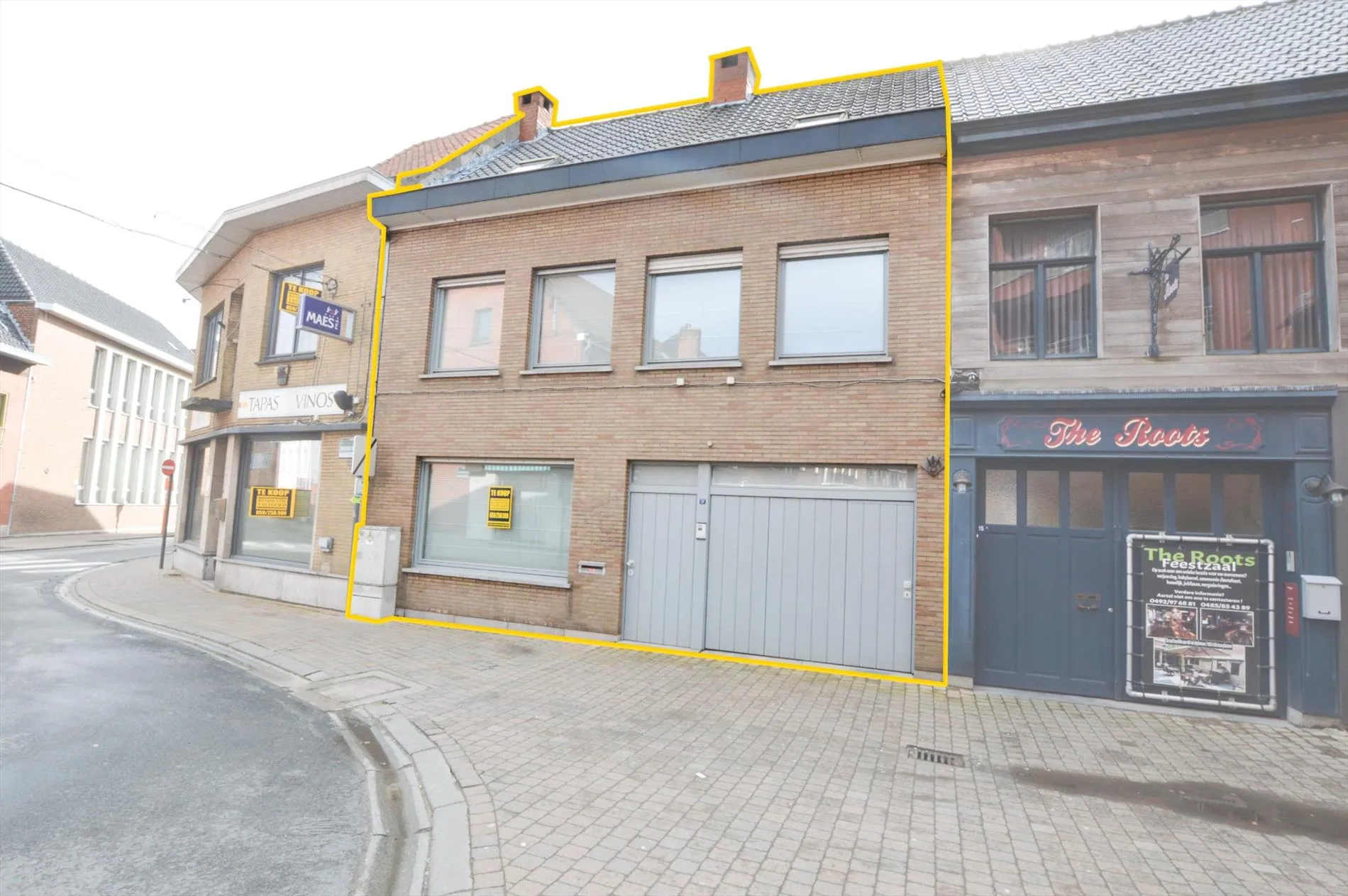 CENTRAAL gelegen woning met 4 slaapkamers in Torhout!