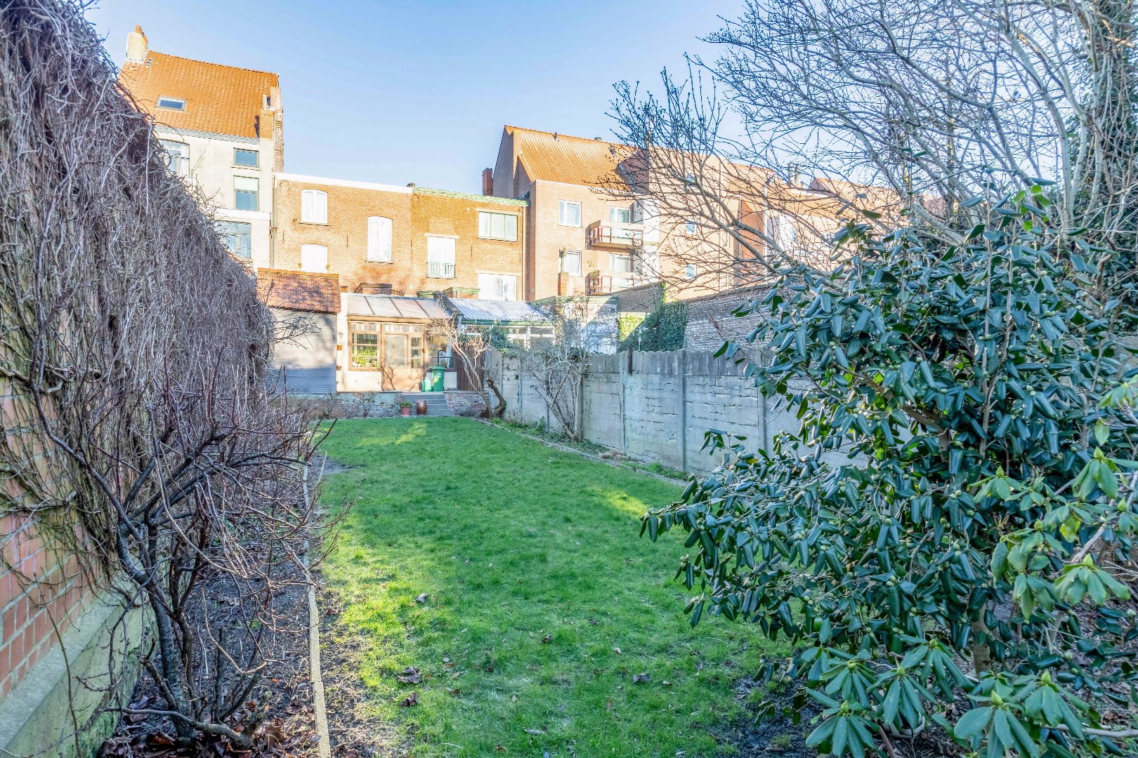 Herenhuis met tuin en terras te Gent 