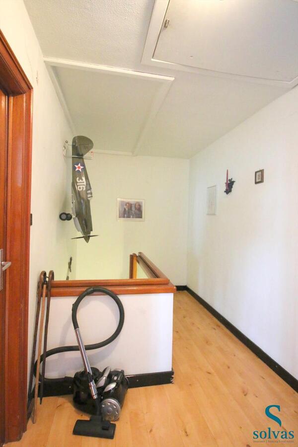 Woning in centrum Oostwinkel te koop! 