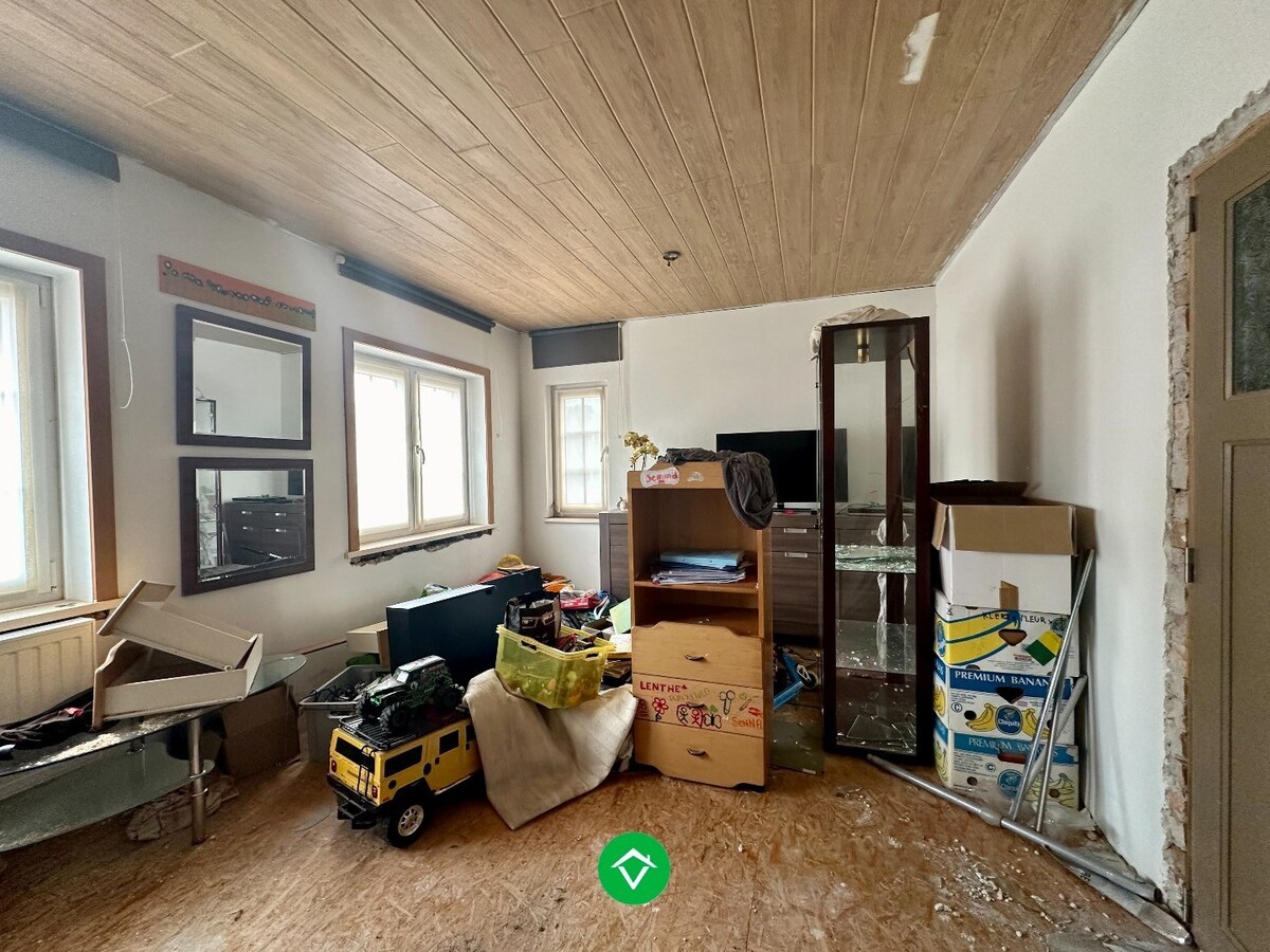 Karaktervolle woning met 4 slaapkamers te Wijnendale 