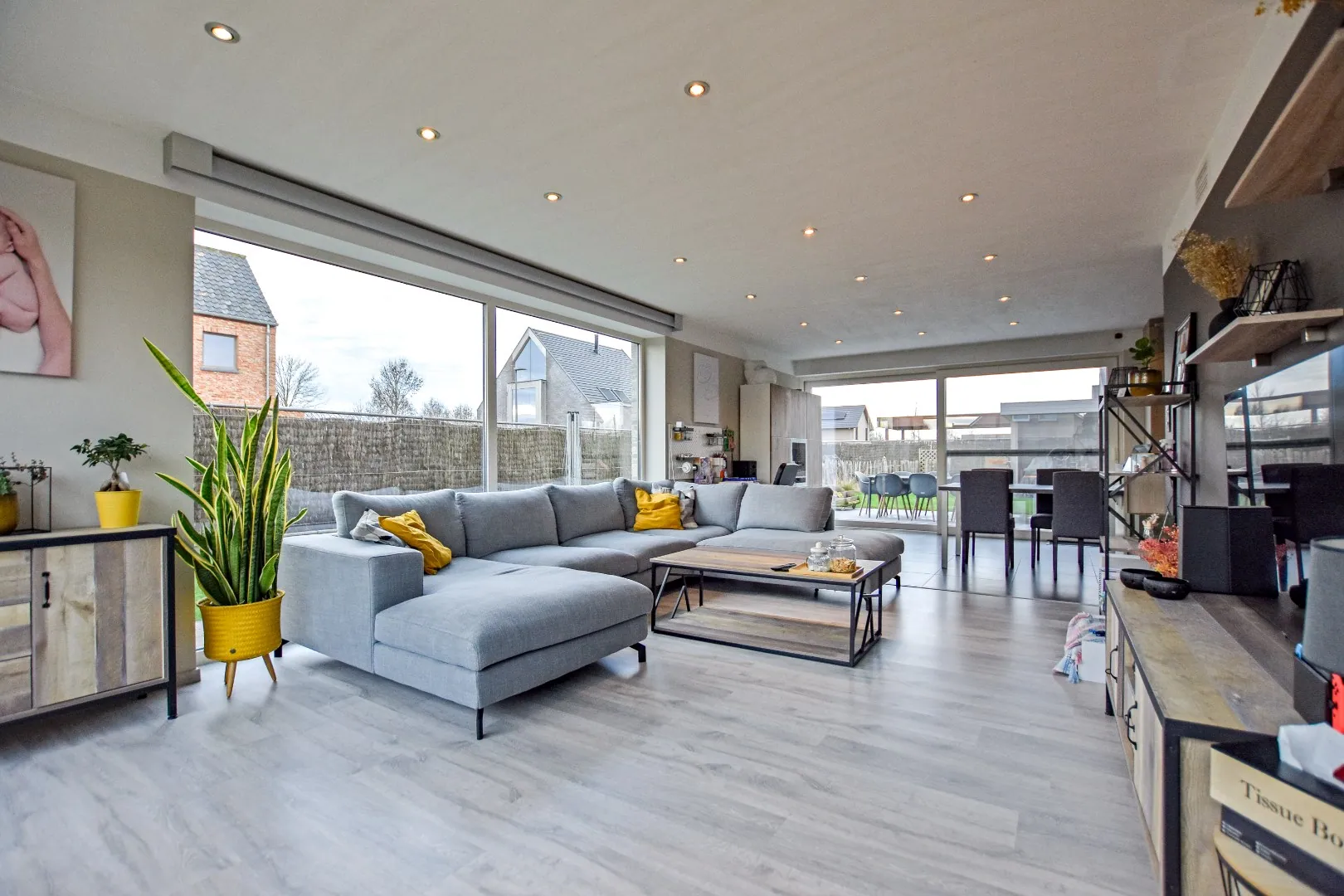 Halfopen woning met 4 slaapkamers te Lo-Reninge op 568 m². 