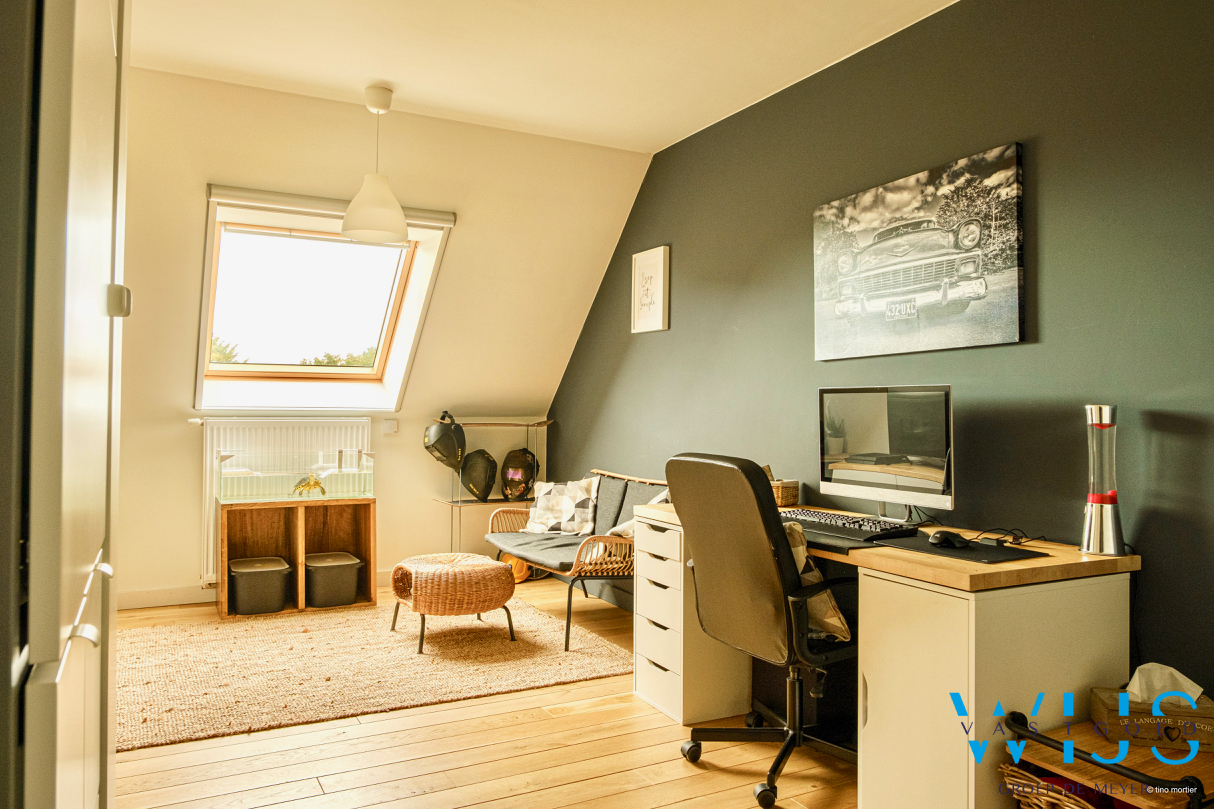Prachtig 3 slaapkamerappartement in hartje Lembeke ! 