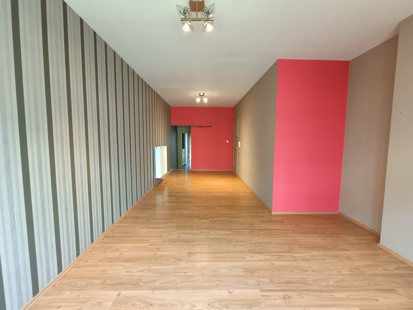 Appartement 1 - woonkamer achteraan