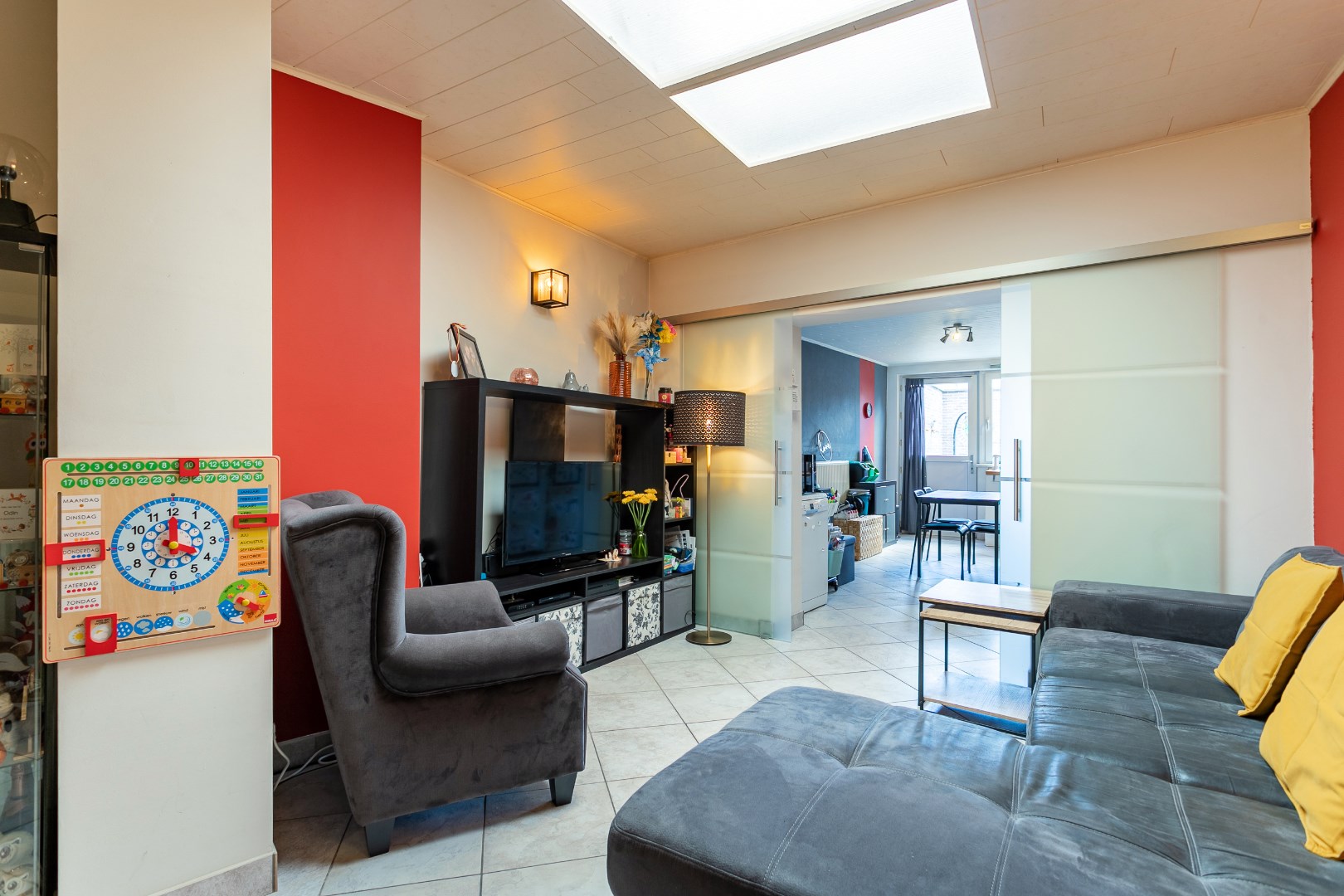 Instapklare woning met 3 slaapkamers, bureau en tuin in Halle 