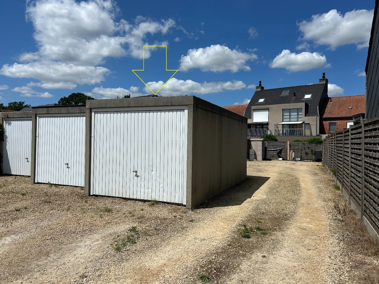 Aangenaam appartement met garage en groot terras 