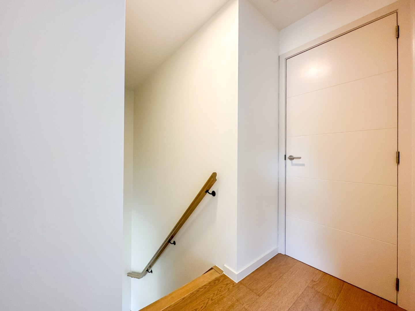 Instapklare woning met 3 slpk, tuin, autostaanplaats, rustige gelegen te Lichtervelde 