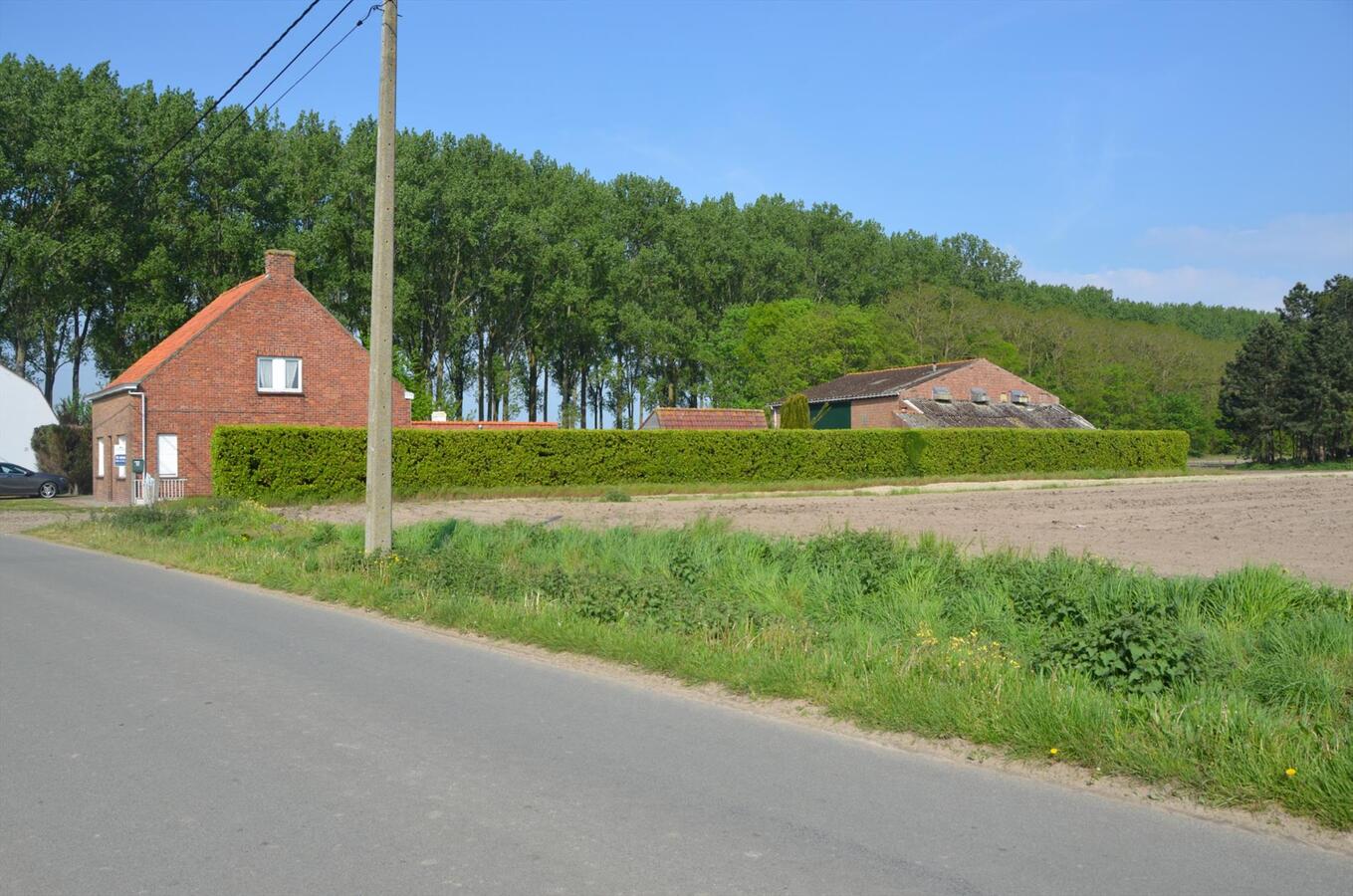 Verkocht in 1 week!!! Landelijke hoeve met grote schuur in z&#233;&#233;r goede staat 