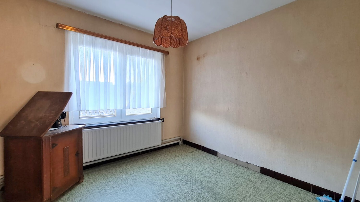 Betaalbare woning op riant perceel van 2330m&#178; 