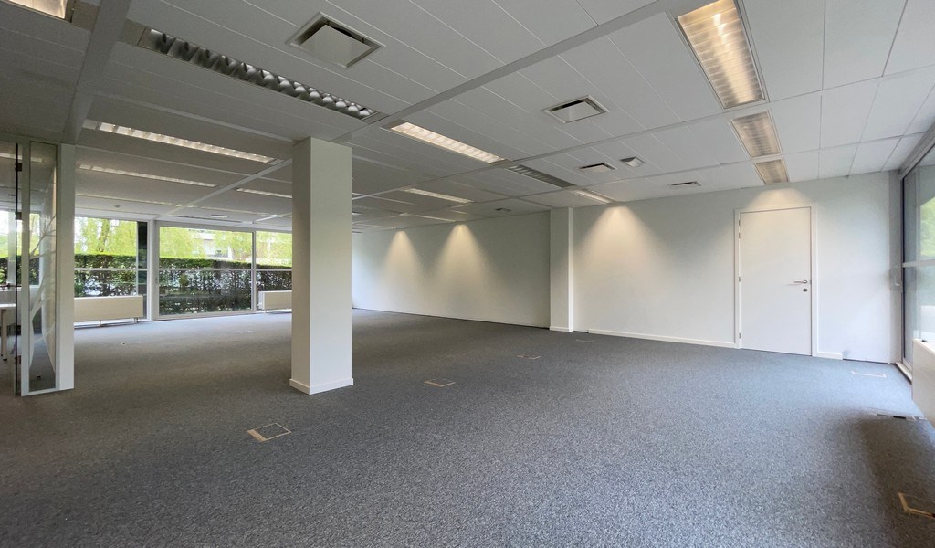 Gerenoveerde kantoren te huur in Edegem