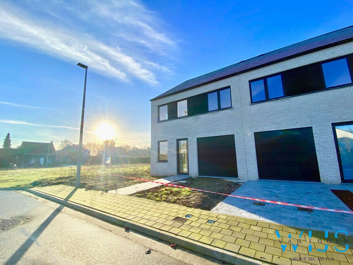 Tijdloze nieuwbouw met 3 slaapkamers te ERTVELDE ! 