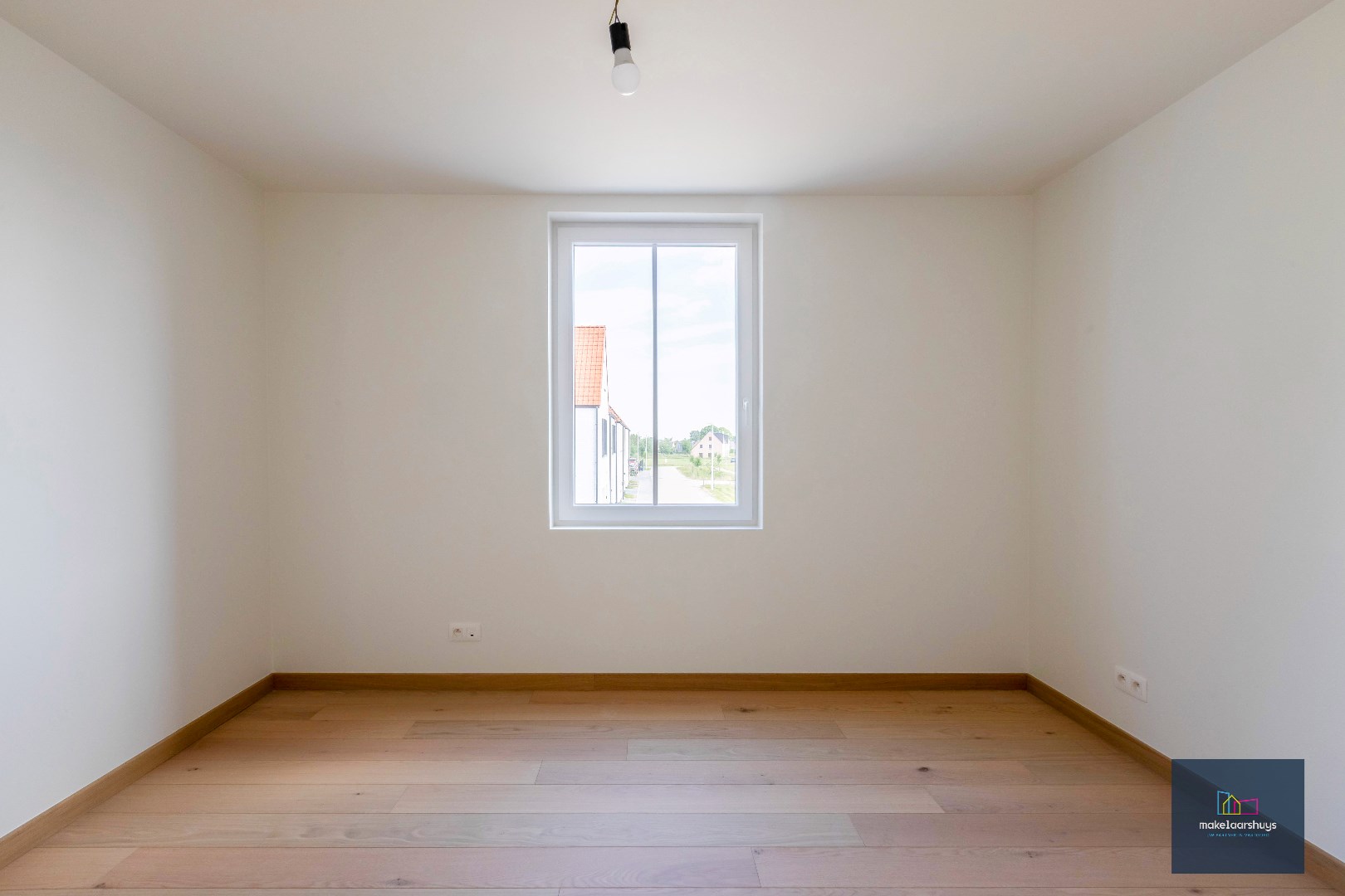 Kwalitatieve Lalys nieuwbouwwoning met tuin en parkeerplaats 
