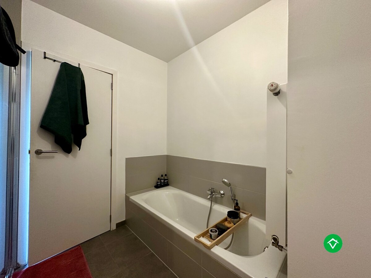 Instapklaar appartement met 2 slaapkamers te huur 