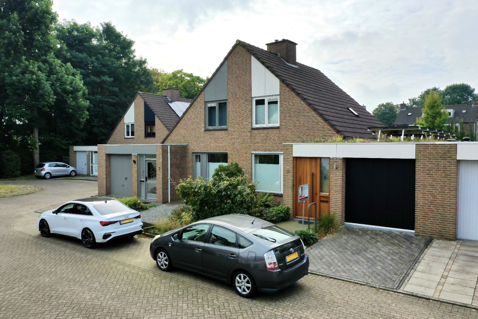 Semi-bungalow te koop in Sittard