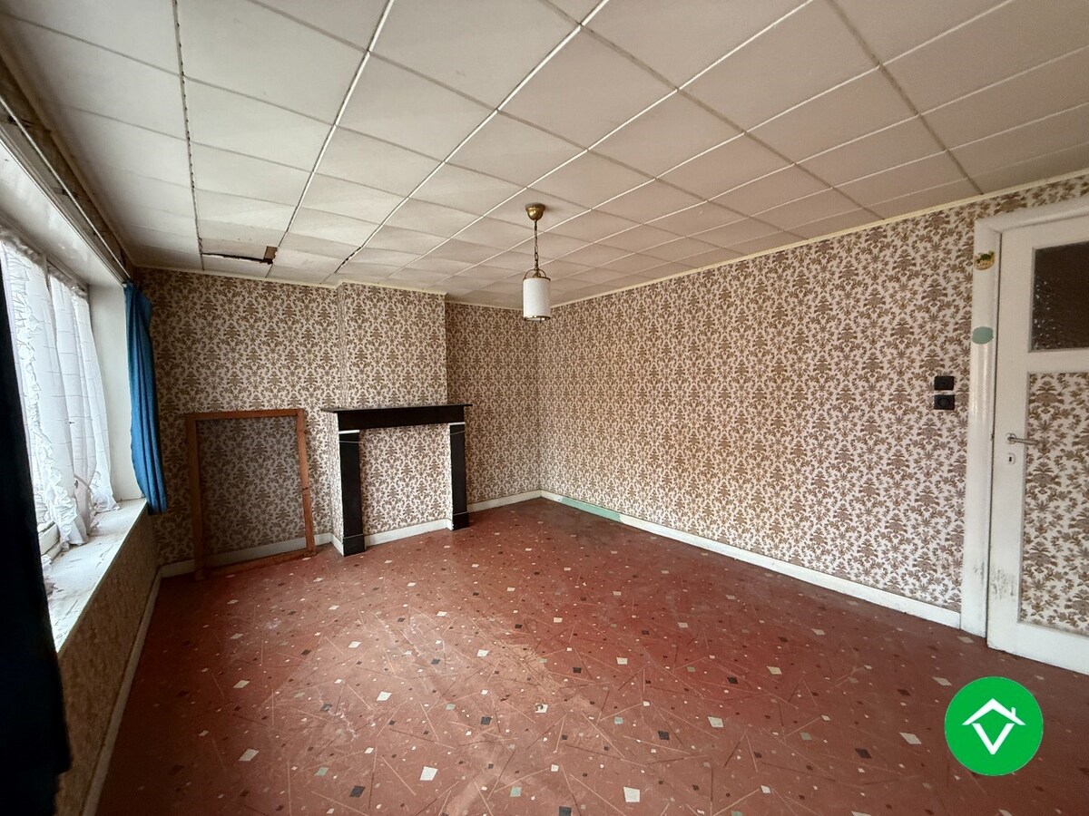 Rijwoning met 3 slaapkamers en tuin op centrale ligging te Roeselare 